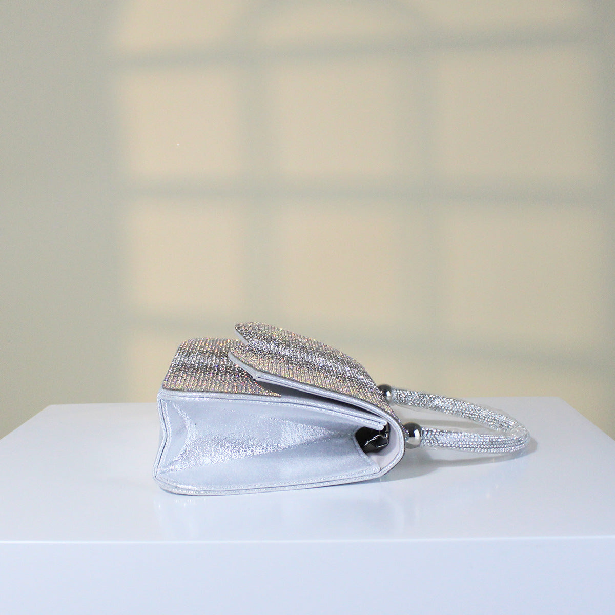 Women's shoulder bags, evening clutch bags, elegant and sophisticated dress bags, handbags with zippers