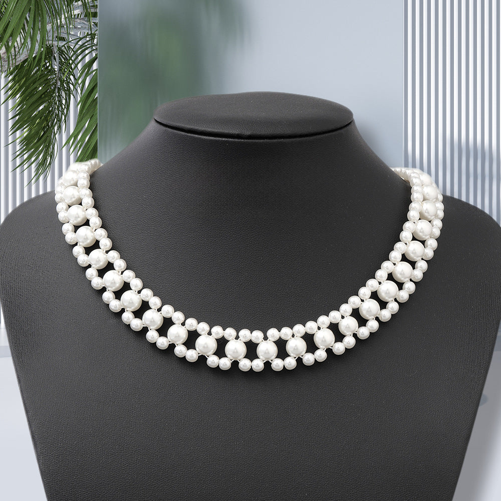 Diamond-studded floral faux pearl bracelet, earrings, and necklace set - fashionable, affordable luxury necklace jewelry pendant